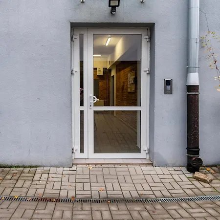 公寓 Park Zrodliska With Garden By Bookinghost *