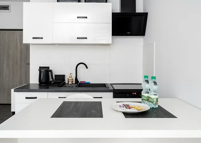 Park Zrodliska With Garden By Bookinghost 公寓 *